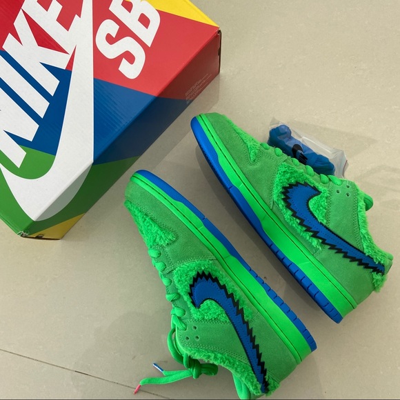 Nike Men’s SB Dunk Low - Grateful Dead Green - Picture 3 of 10